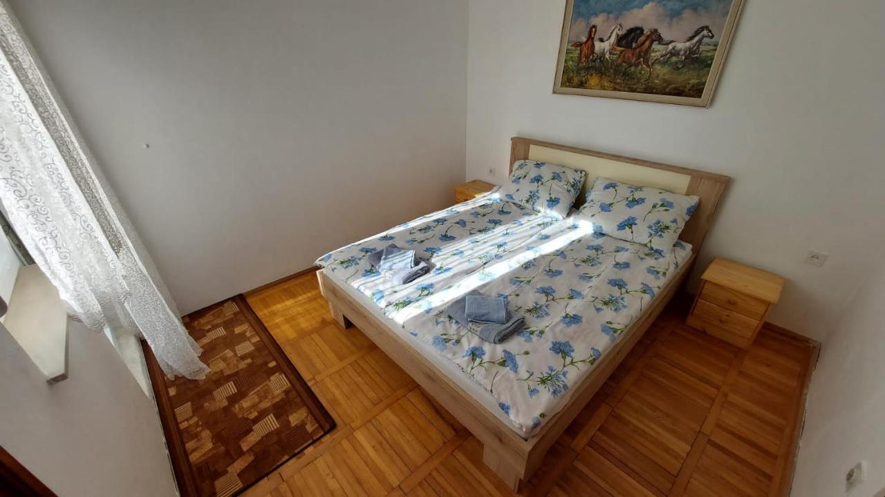 Apartman Sabadin 니바이스 외부 사진