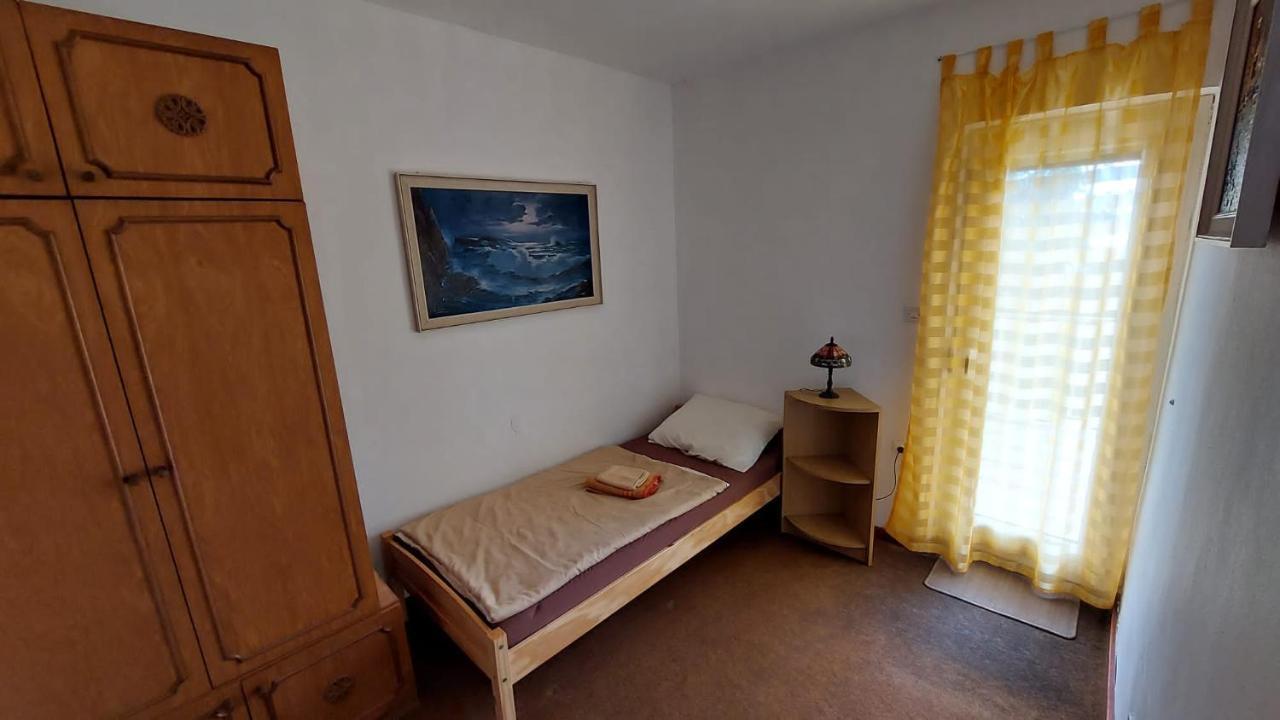 Apartman Sabadin 니바이스 외부 사진